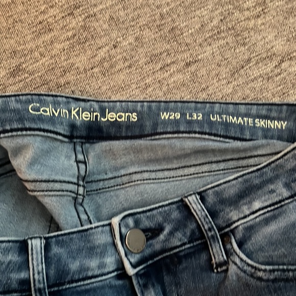 Clavin Klein Skinny Jeans - Picture 4 of 6